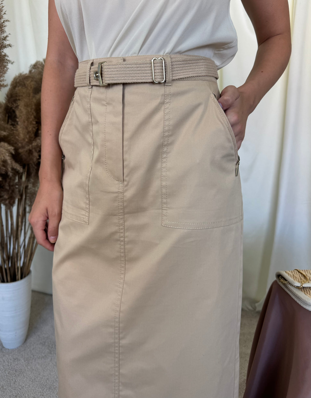 Fusta GERRY WEBER în stil Safari cu talie înaltă ( mărimea M) 
Bumbac și vascoza