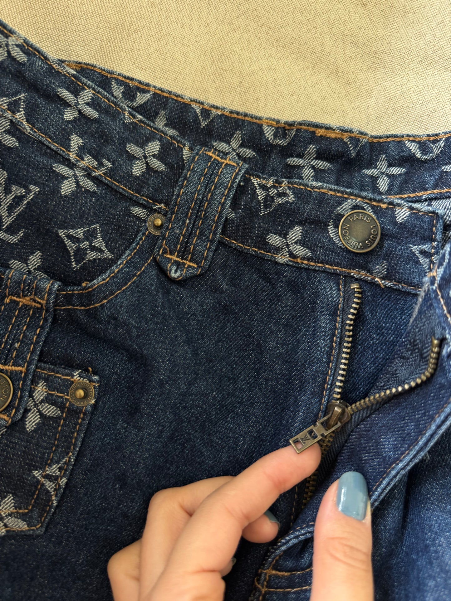 Back. RARE PIECE. Pantaloni de colecție Louis Vuitton din bumbac cu print monograma ( mărimea 36- XS/S)a