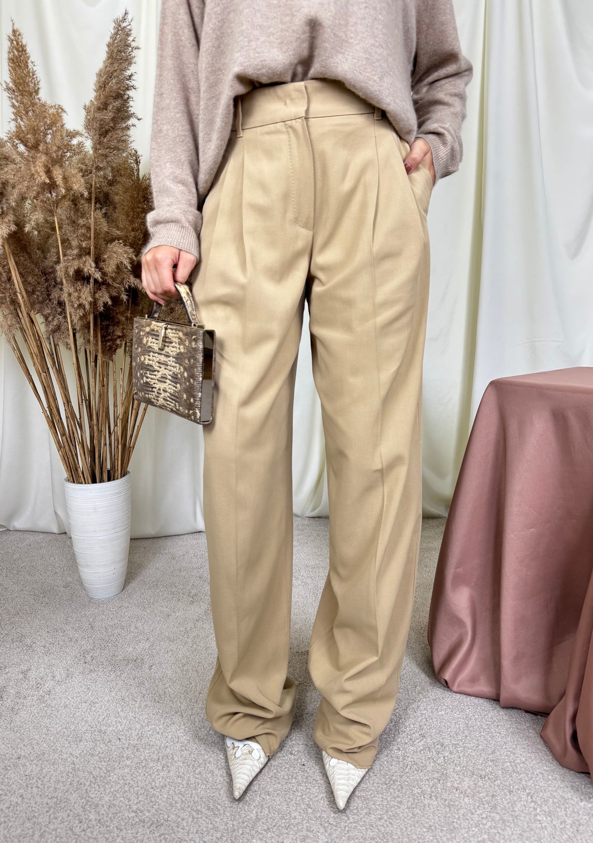 Pantalon nou luxury Max mara cu talie super înaltă din vascoza și bumbac ( mărimea S-S/M)
