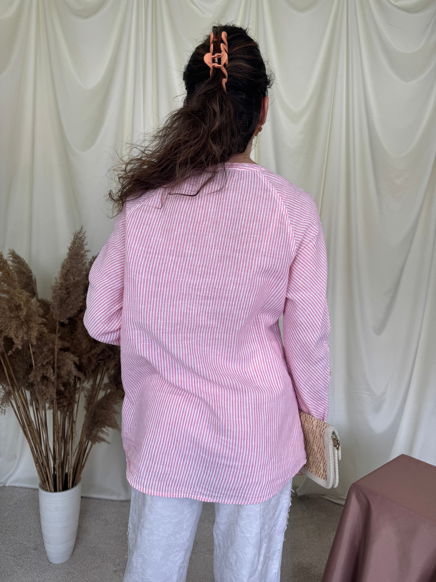 Cămașă Tommy H. Din bumbac și in cu print baby pink( mărimea S-M)