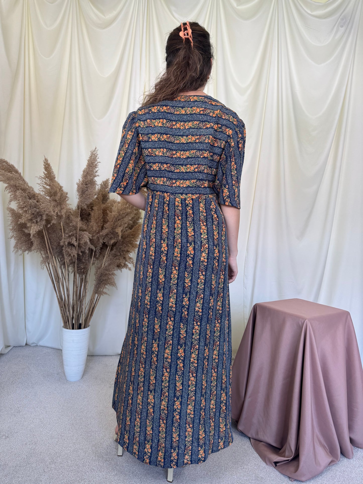 Rochie vintage din 100% matase naturala cu print, produs unicat ( mărimea M/L)