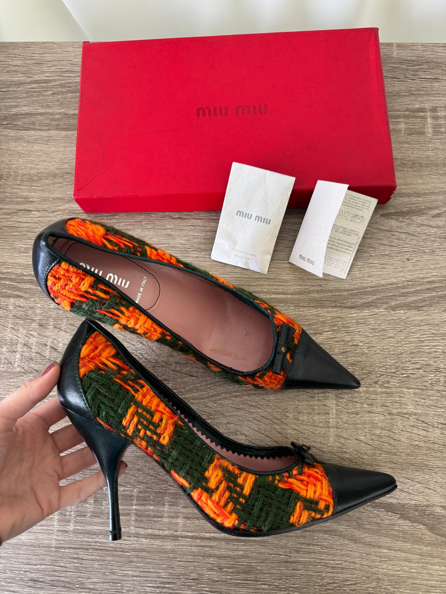 Pantofi MIU MIU din tweed de lână și piele naturală ( mărimea 40.5)