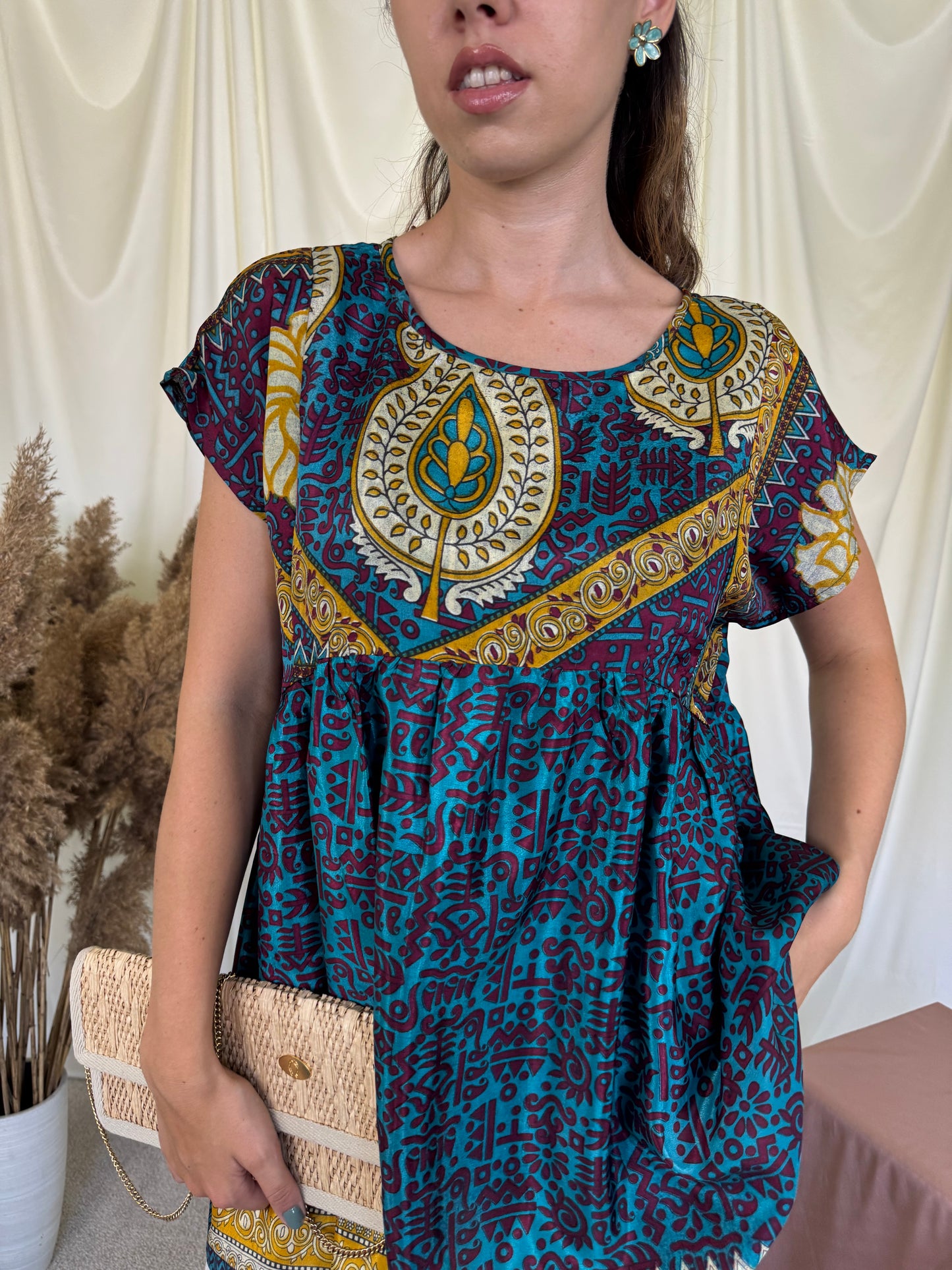 Bluză din 100% mătase naturela în stil indian, croi amplu ( marime universală -100 bust)