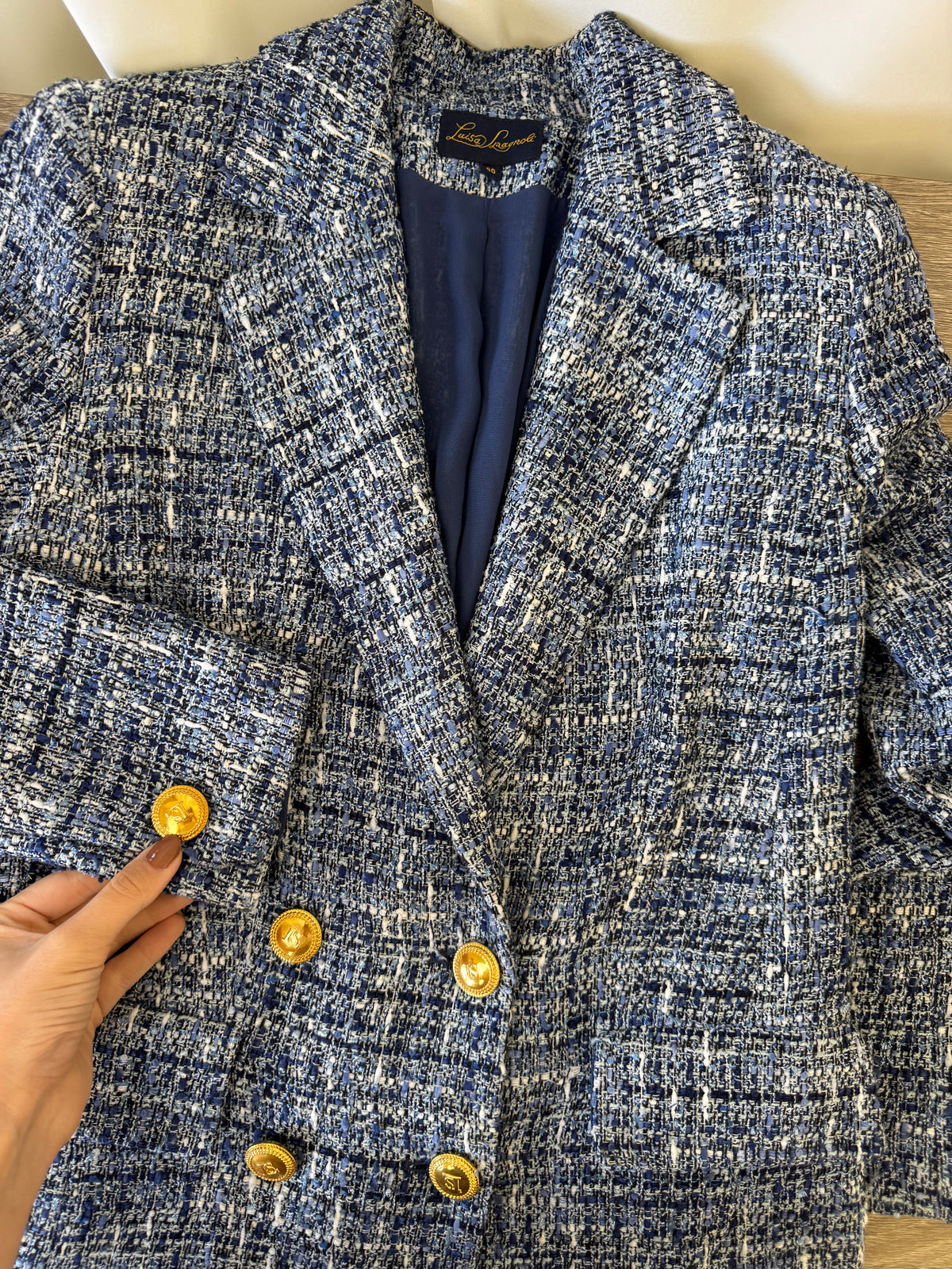 Sacou premium Luisa Spagnoli din tweed cu nasturi tip bijuterie ( mărimea S)