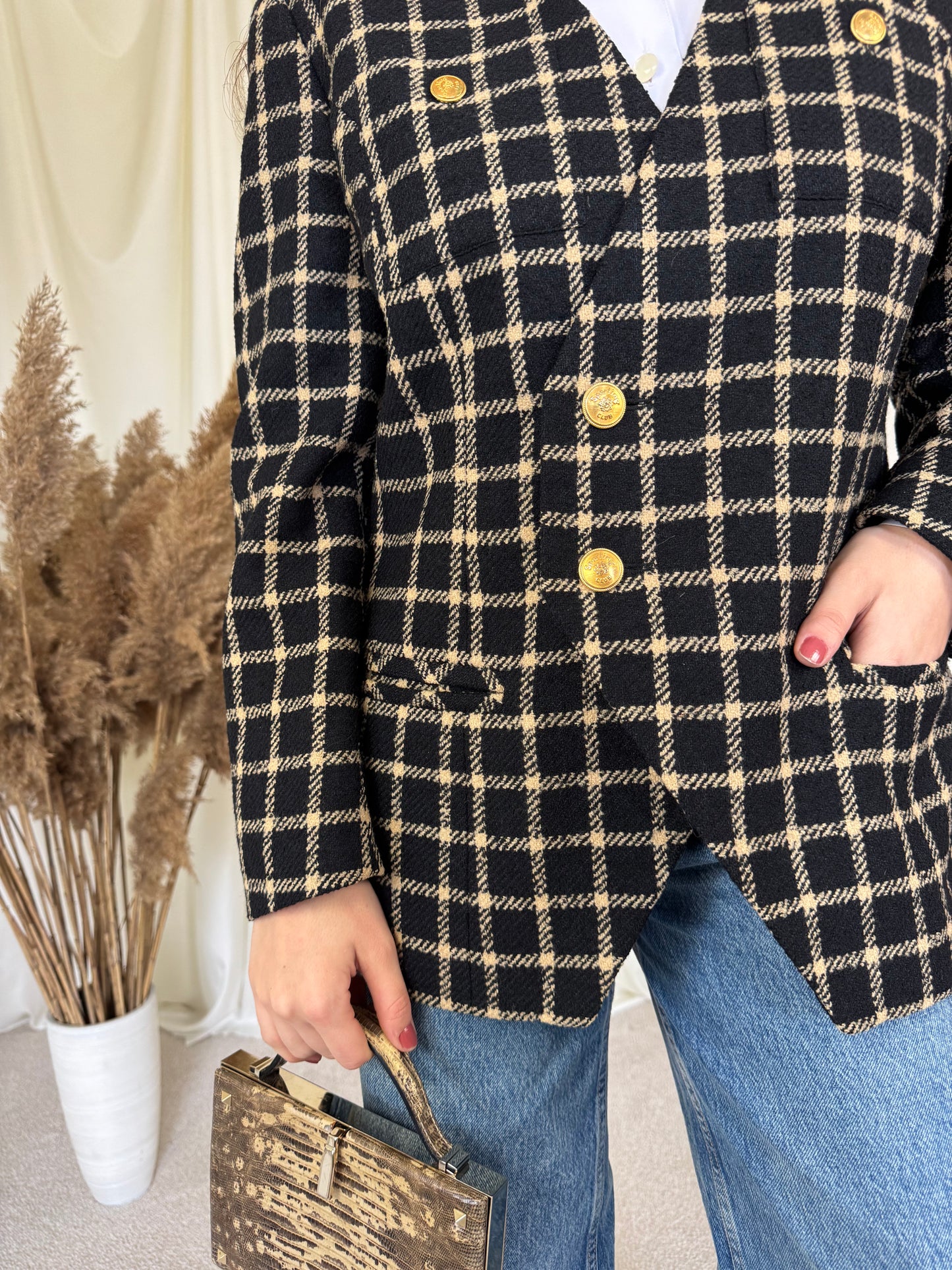 Sacou vintage din stofă 90% lână, nasturi metalici aurii, (mărimea L)