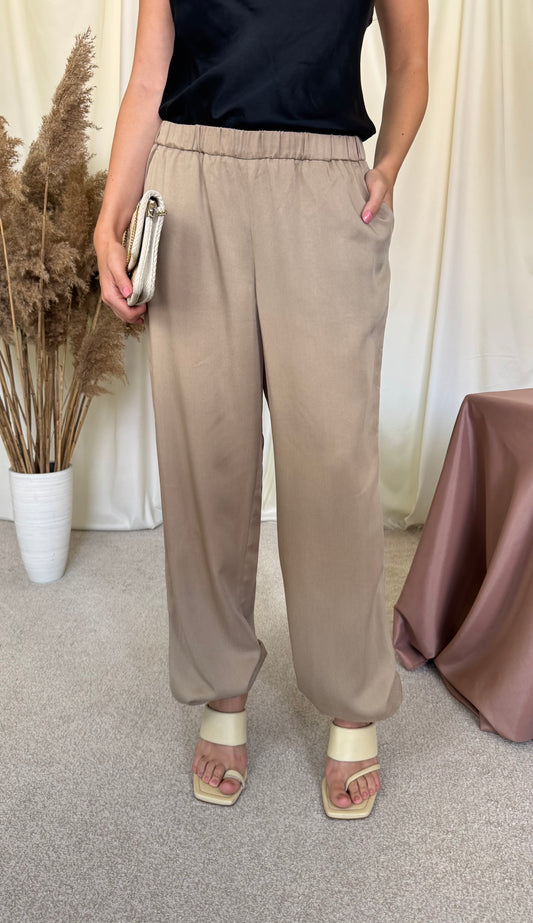 Pantalon premium MADELEINE din 100% tencel cu talie elastică ( mărimea M)