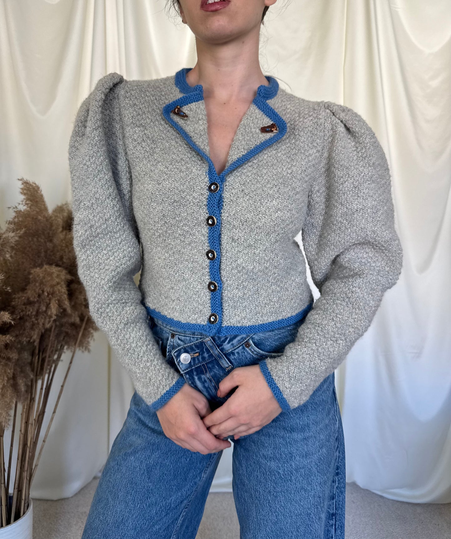 Jerseu vintage handmade din lână