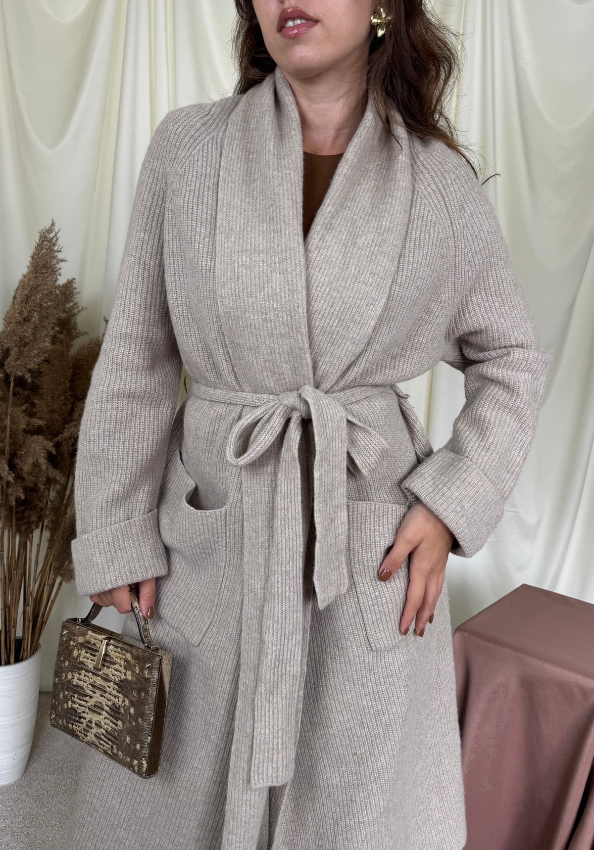 Cardigan premium Wknd MAX MARA din 100% lână moale și călduroasă ( mărimea M/L)
