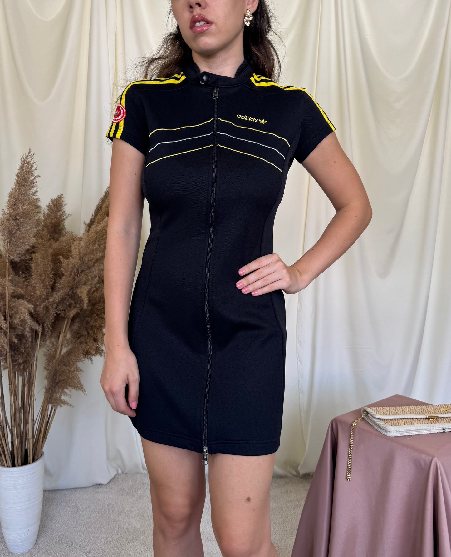 Rochie vintage de colecție ADIDAS cu talie cambrata ( mărimea XS/S)