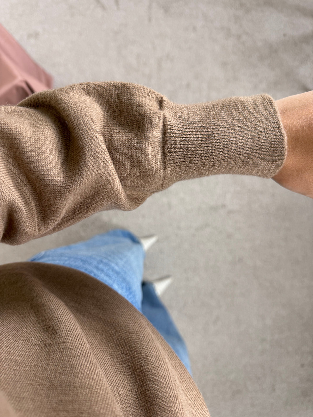 Bluză vintage made in Italy din 100% lână cu guler ( mărimea S/M)