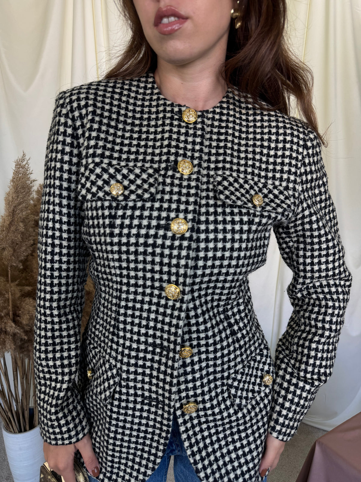 Sacou vintage italienesc din 100% lână cu print pepit și nasturi bijuterie ( mărimea S)