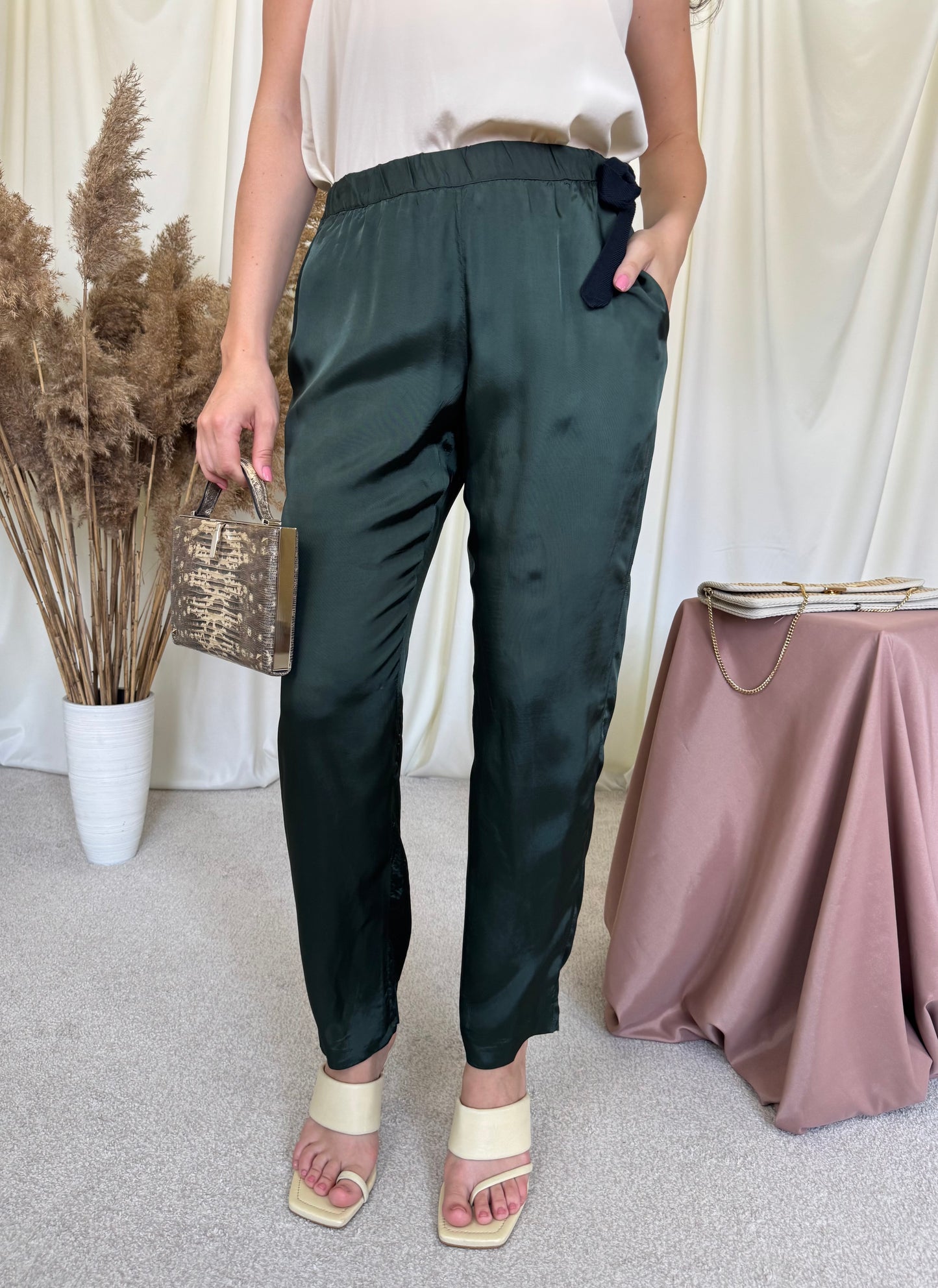 Pantalon luxury DRIES van notten in fit lejer și talie elastică , 100% raton ( mărimea S/M)