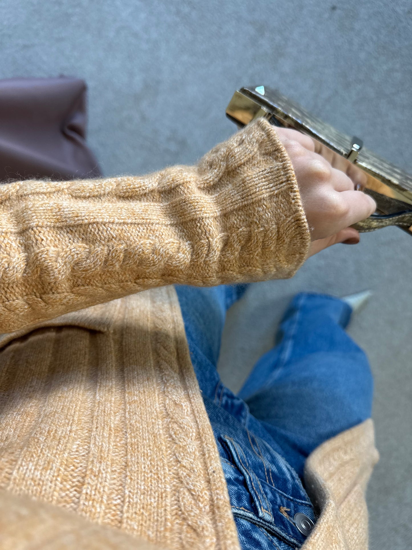 Jerseu ESCADA din lana moale( S)