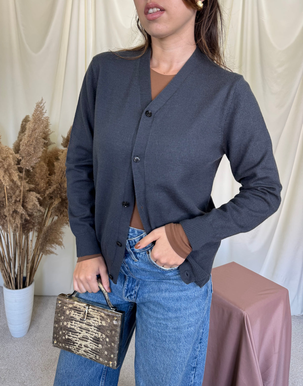 Jerse cu nasturi din 100% merino gri ( mărimea M/L )