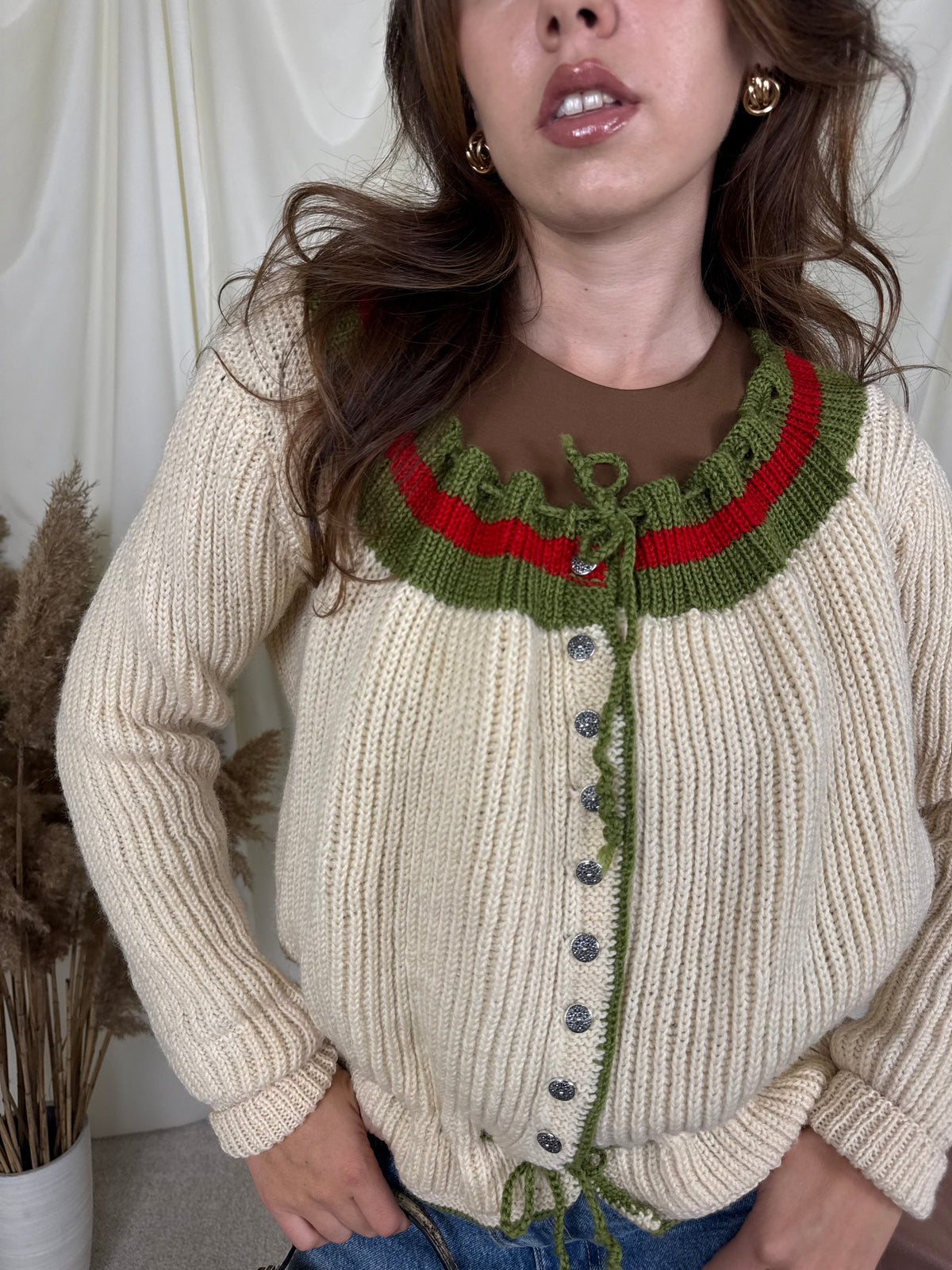 Cardigan vintage crem din 100% lână cu talie ajustabilă ( mărimea M/L - L)