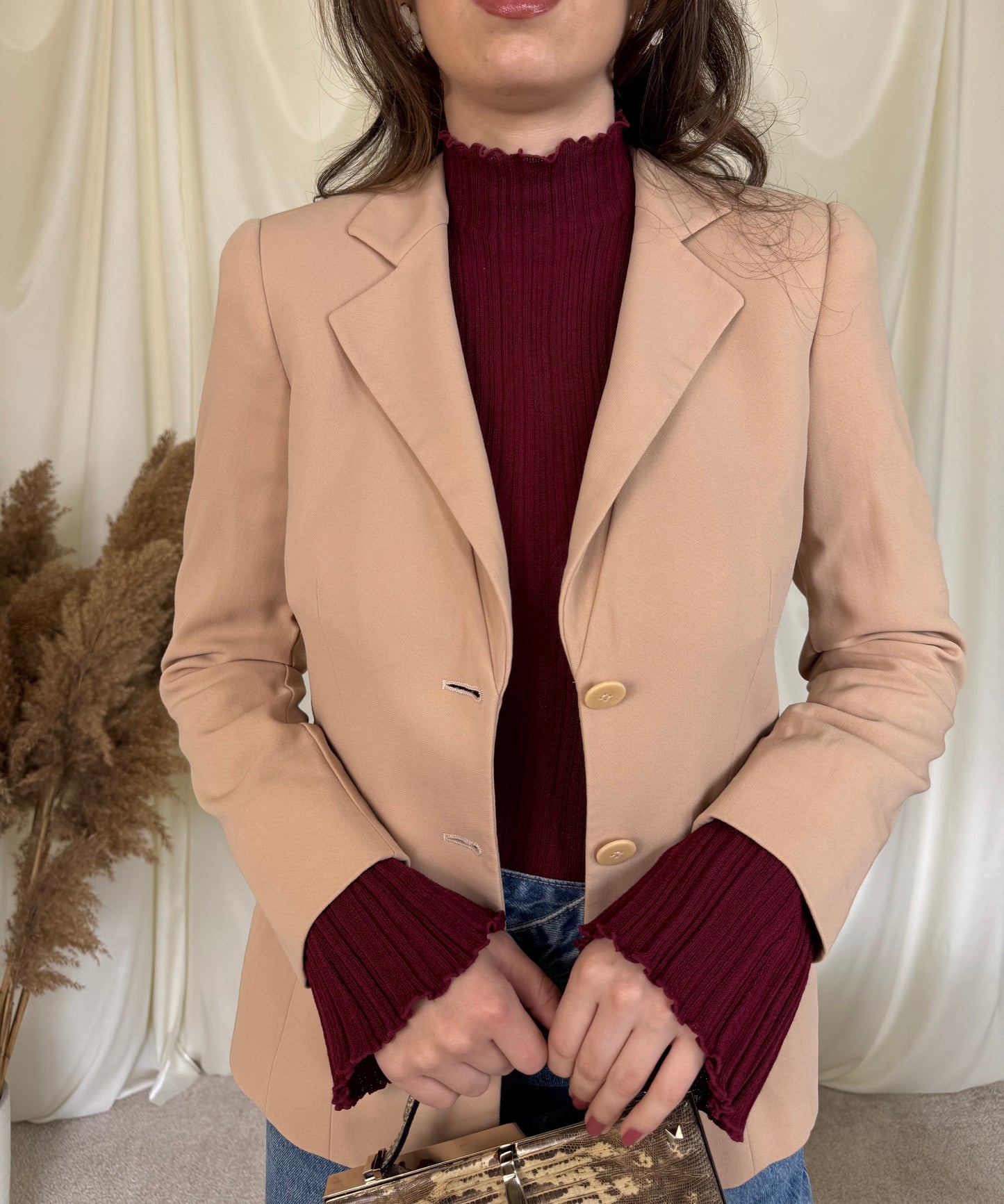 Sacou luxury GIORGIO ARMANI  din stofă de lână fină, cambrat 
(Mărimea XS/S)