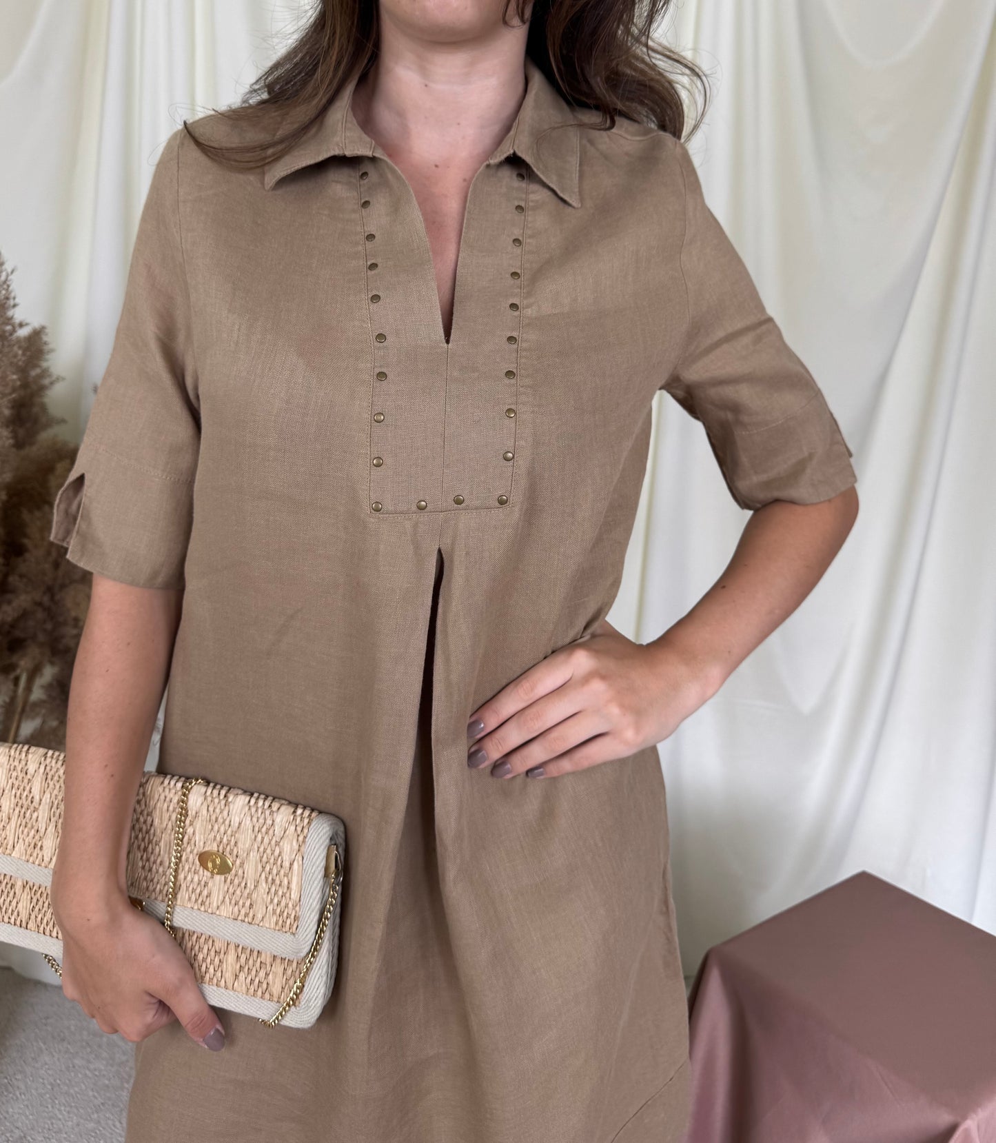 Rochie de vară din 100% in cu aplicații metalice ( mărimea S)