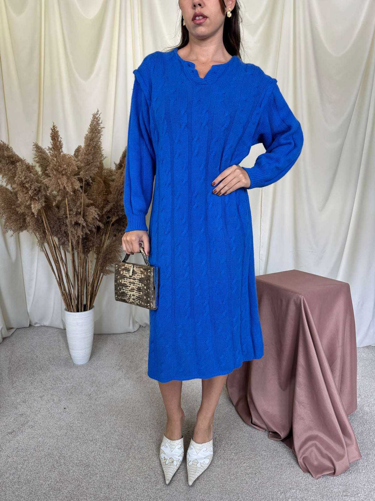 Rochie vintage tricotată din lana și cașmir , lungime maxi, albastru superb ( mărimea M/L)