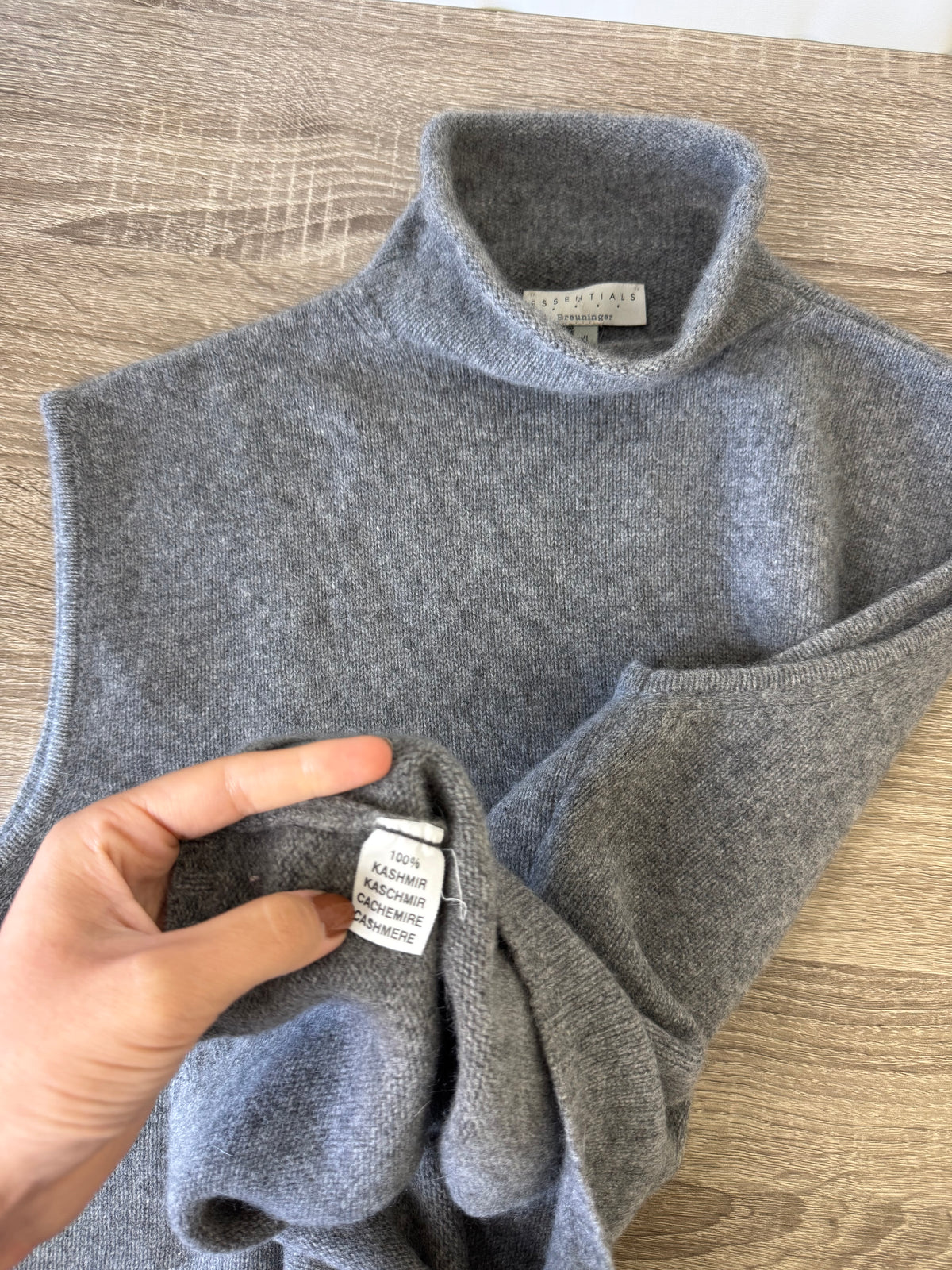Top vintage din 100% cașmir moale ( mărimea M-XL)