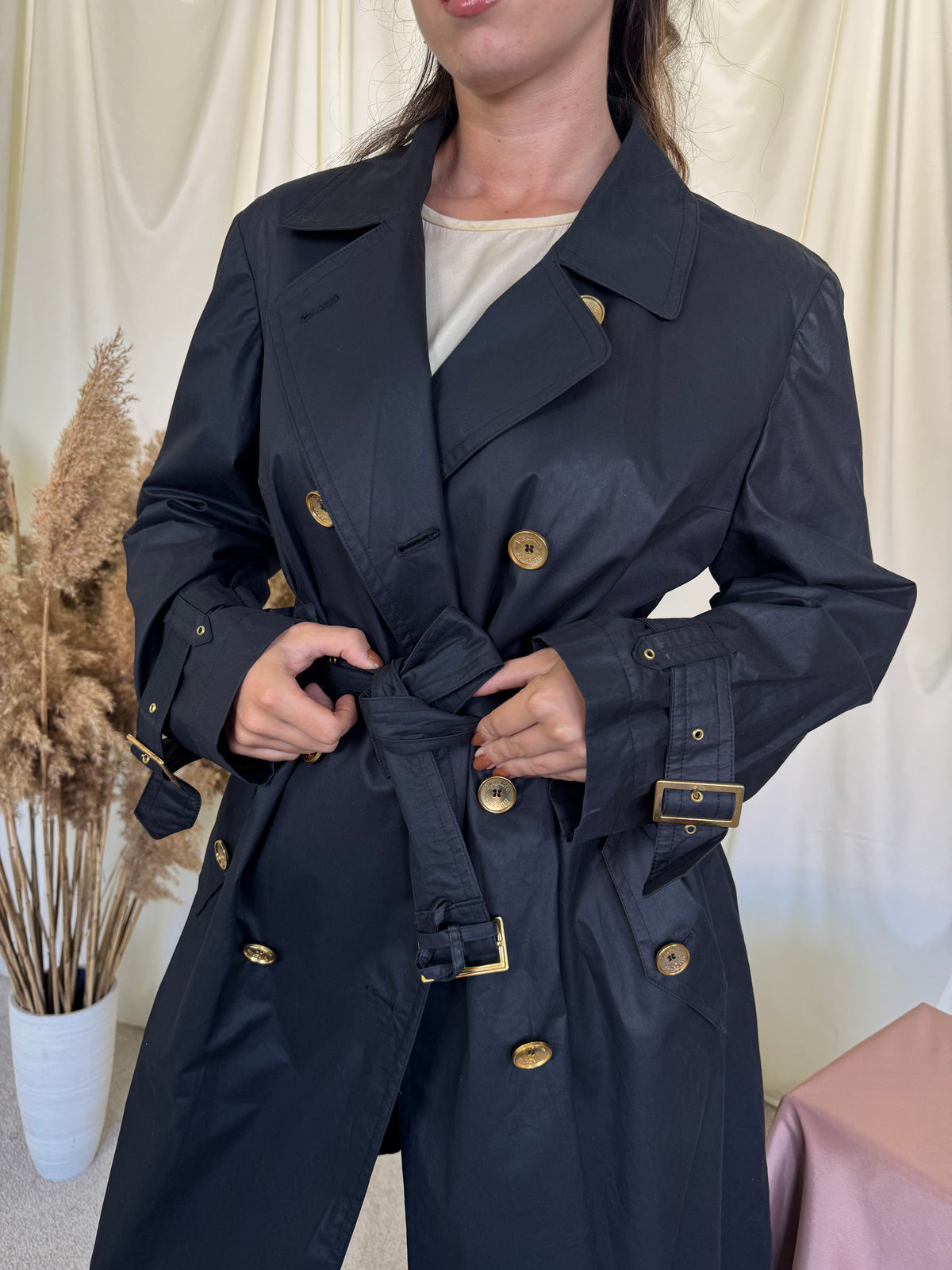 Trench vintage ELEGANCE PARIS cu nasturi inscripționați aurii, croi superb, 100% bumbac ( mărimea L)