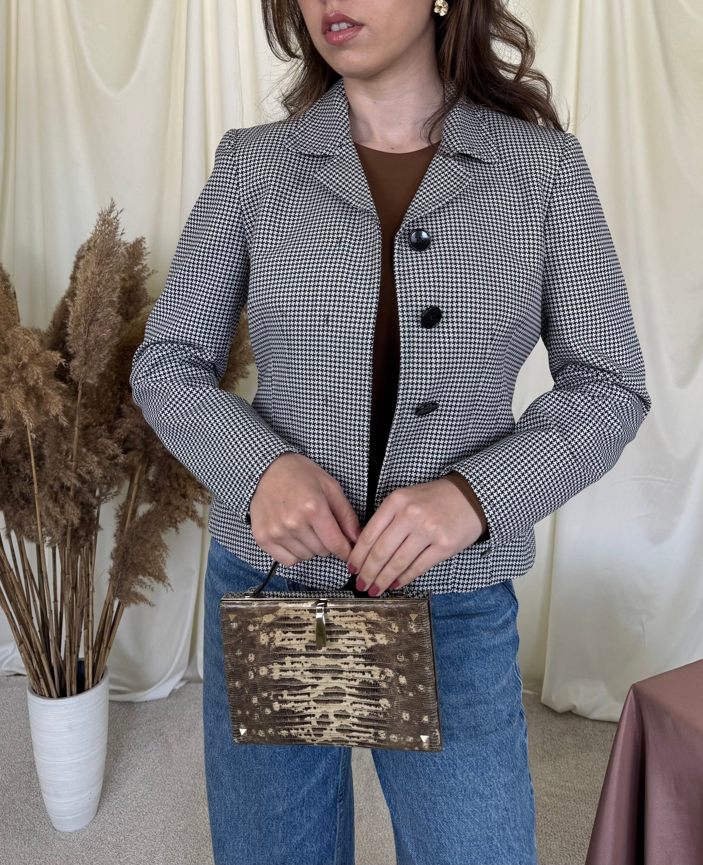 Sacou-jacheta MAX MARA din bumbac cu nasturi ascunși și cusături de marcare a taliei 
(Mărimea S)