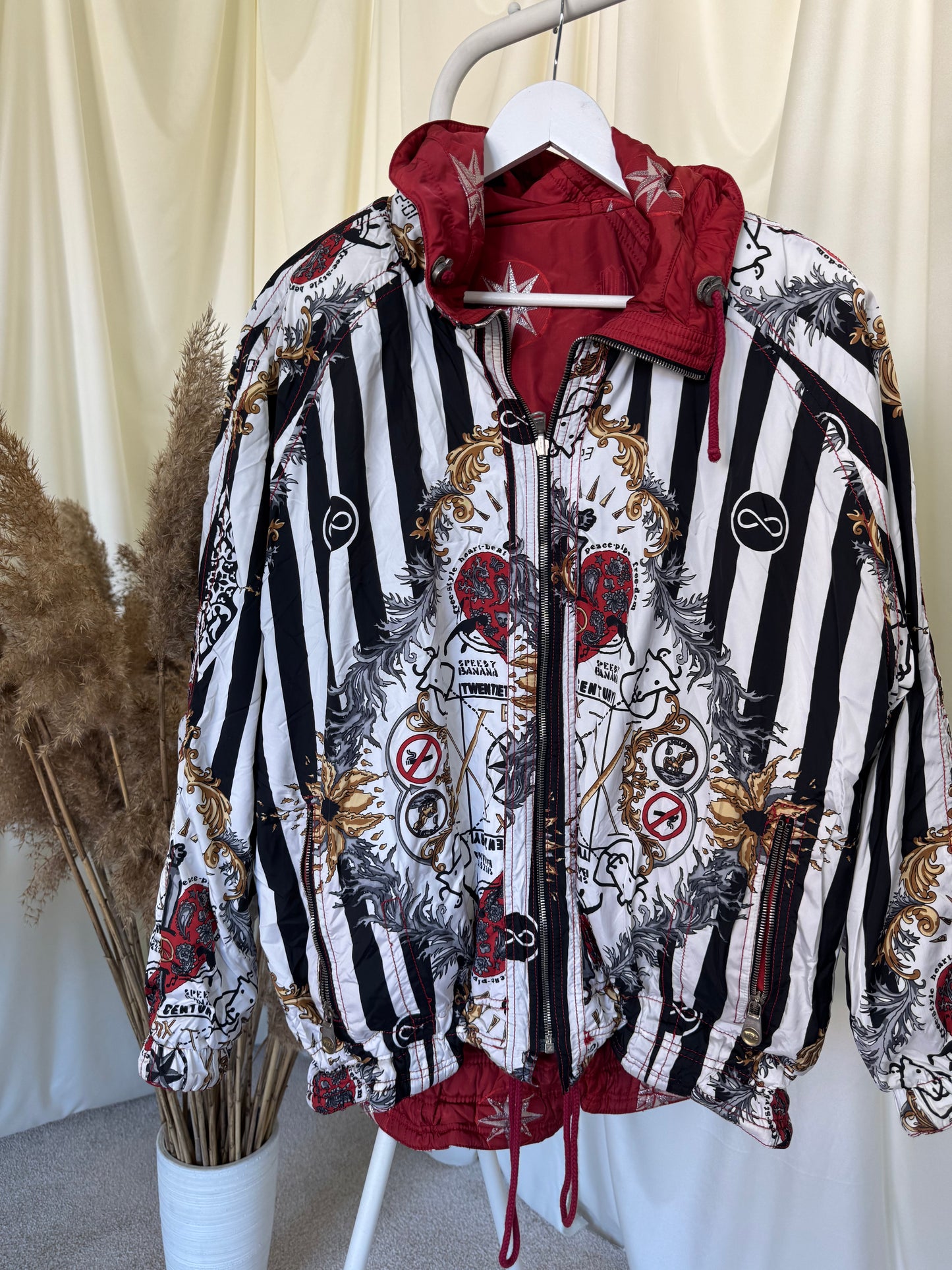 Geaca vintage print cool- reversibilă ( mărimea L)