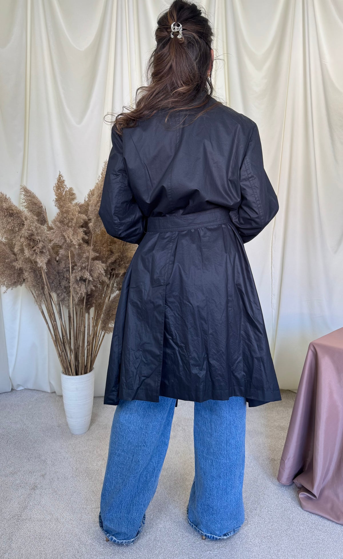 Trench vintage ELEGANCE PARIS cu nasturi inscripționați aurii, croi superb, 100% bumbac ( mărimea L)