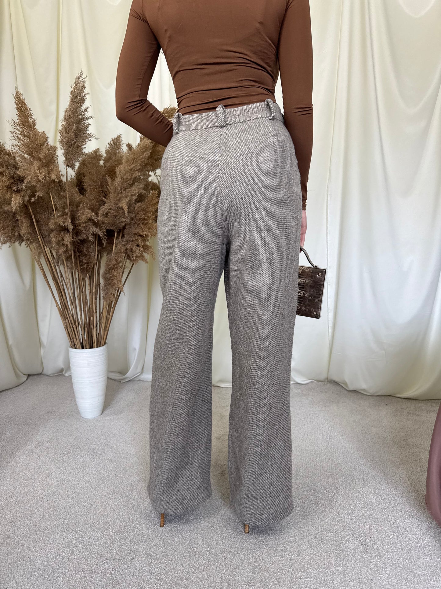 Pantalon din 100% lână bashparis cu talie înaltă, (mărimea L)