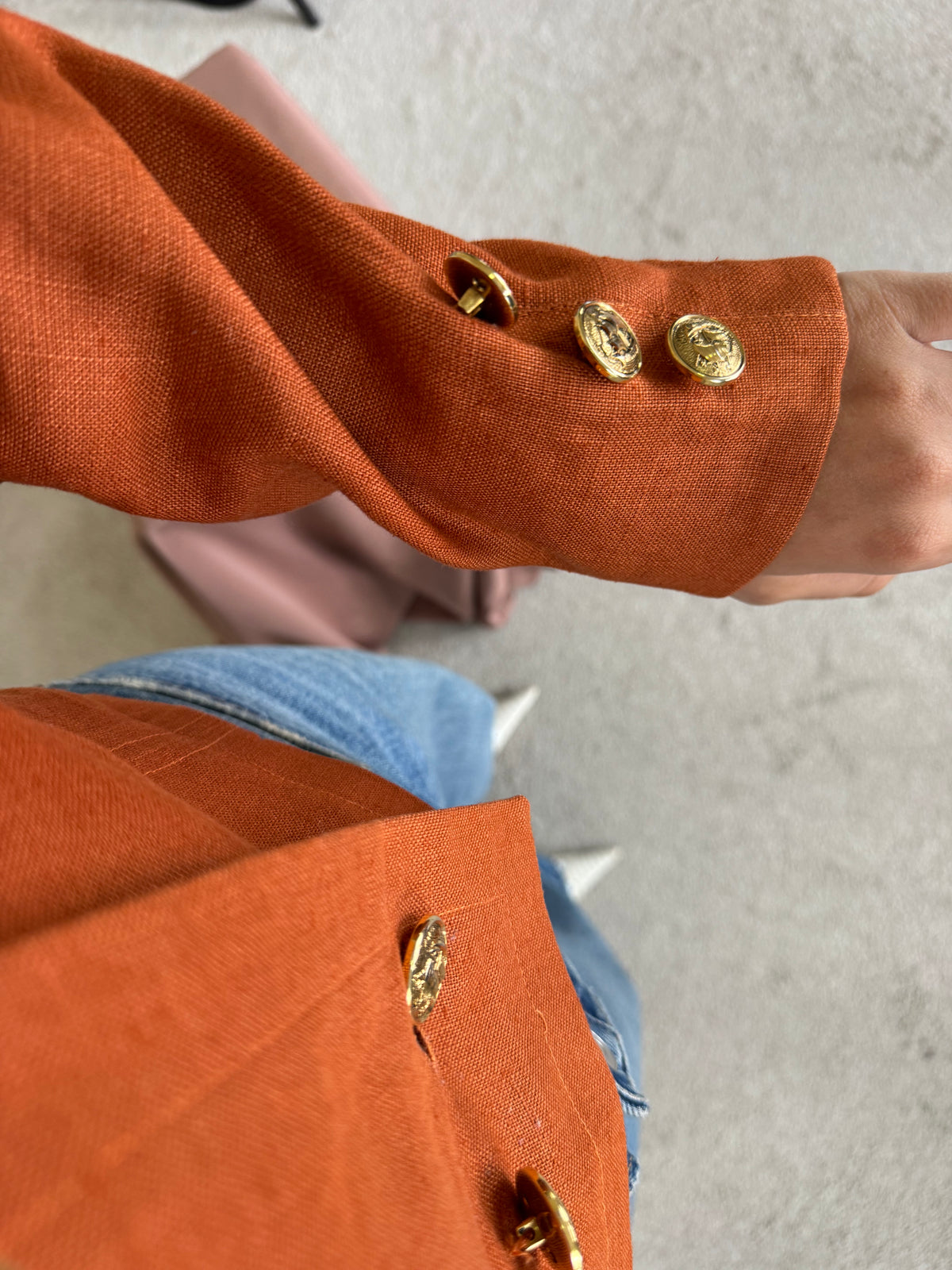 Sacou vintage tip jachetă din 100% in cu nasturi metalici tip bijuterie, lungime crop ( mărimea S/M)