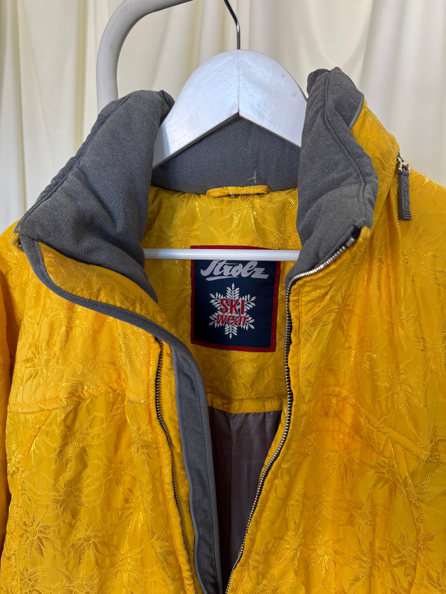 Geaca ski vintage ( mărimea M-L)