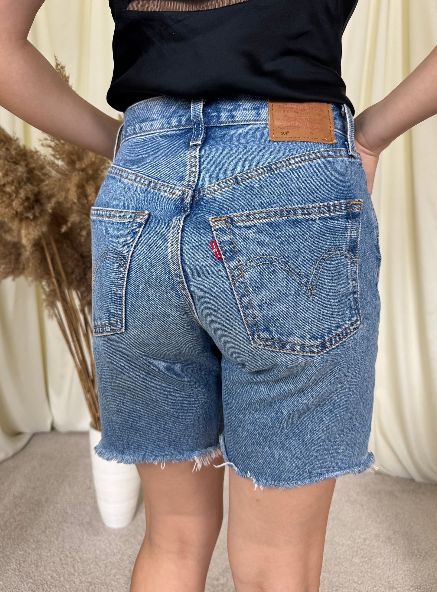 Levi’s Albastru deschis cu talie înaltă ( mărimea XS/S)