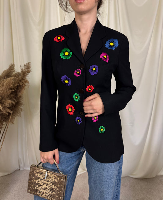 Sacou escada cu flori
brodate, mega cute, mărimea S