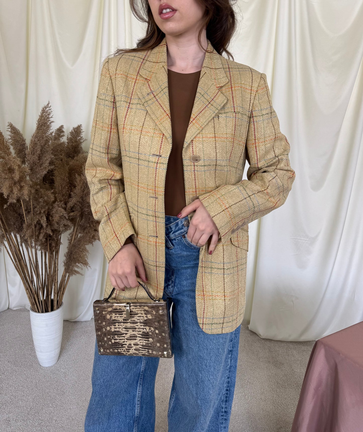 Sacou vintage din stofă premium de mătase naturală ( mărimea S/M)