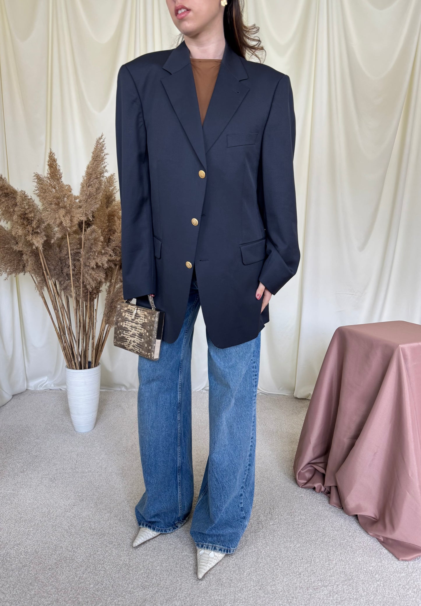 Sacou BURBERRY cu nasturi metalici inscripționați in fit oversized 
(Mărimea L/XL)
