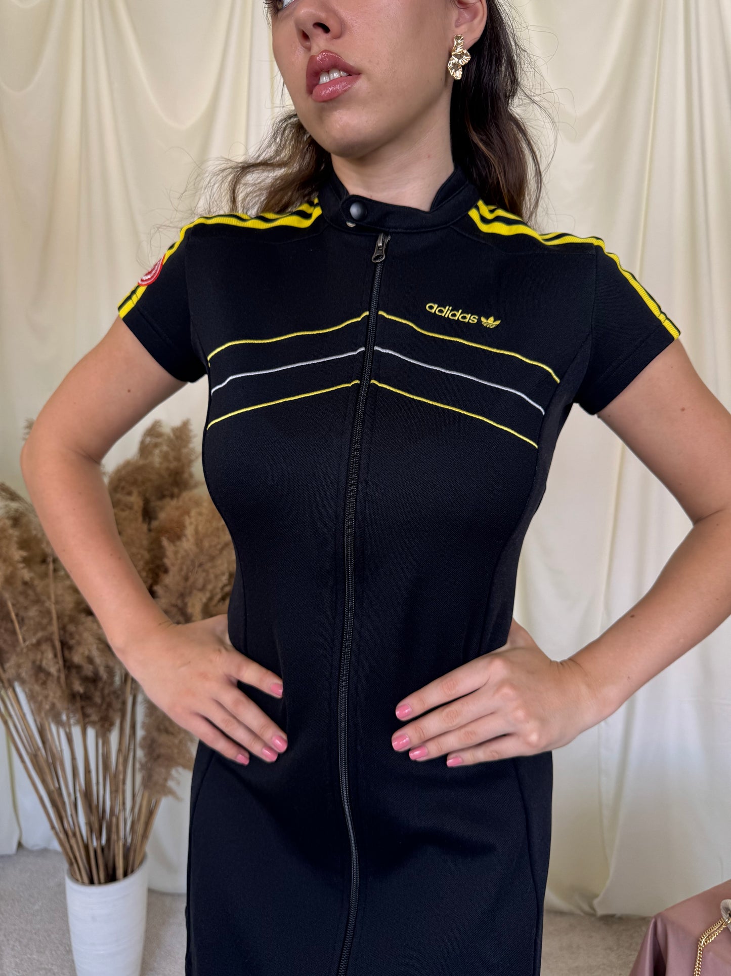 Rochie vintage de colecție ADIDAS cu talie cambrata ( mărimea XS/S)