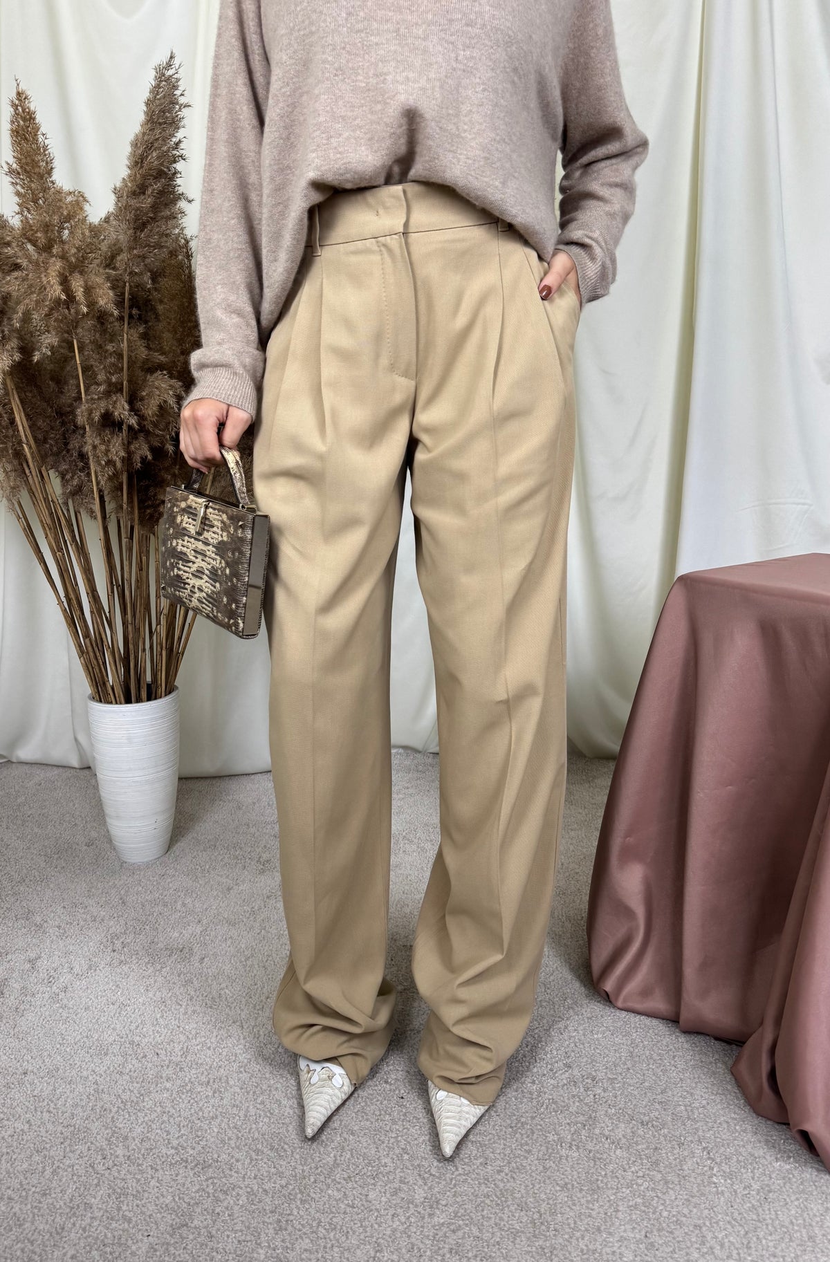 Pantalon nou luxury Max mara cu talie super înaltă din vascoza și bumbac ( mărimea S-S/M)