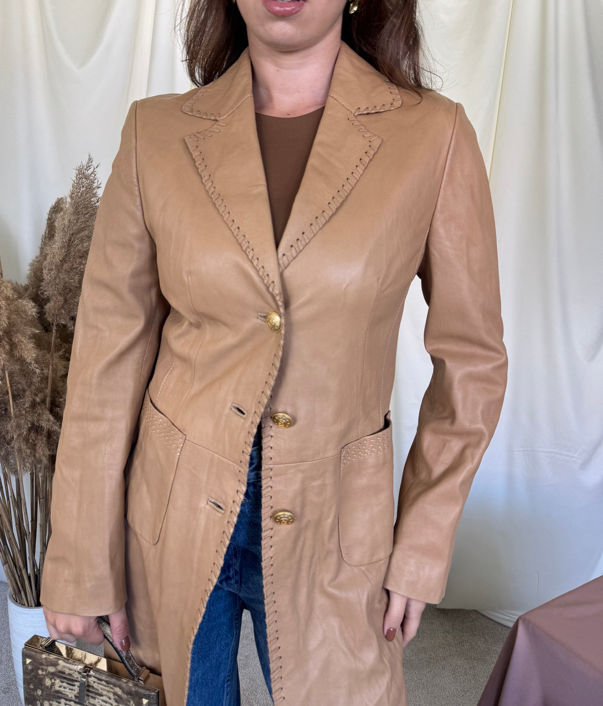 Pardesiu vintage premium ELEGANCE Paris din 100% piele naturală fină tip mănușă cu nasturi metalici inscripționați ( mărimea S/M)