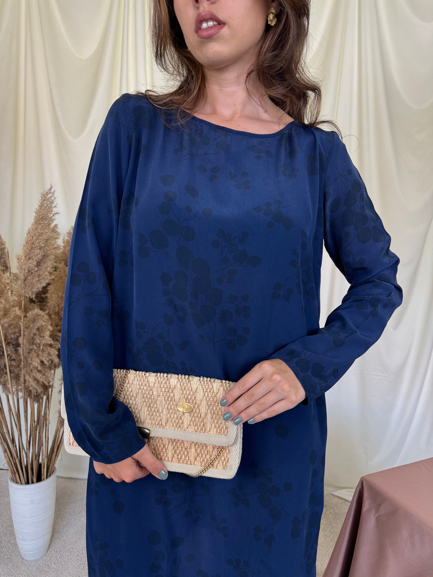Rochie ATTIC and BARN dark blue din 100% matase cu print finut, croi fluid 
(Mărimea M)