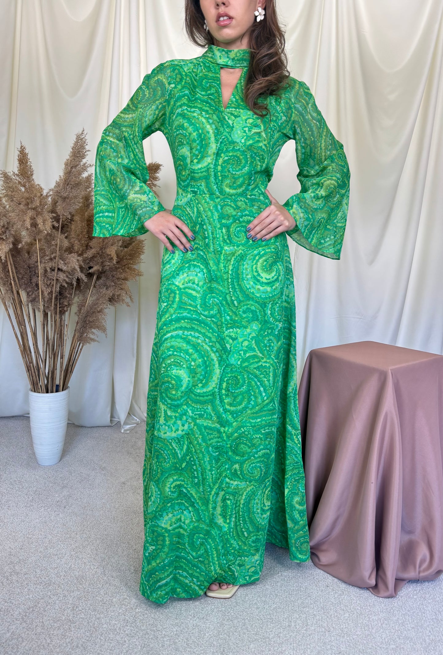 Rochie vintage spectaculoasă din 100% bumbac cu mâneci ample, lungime maxi ( mărimea 40/M-L)