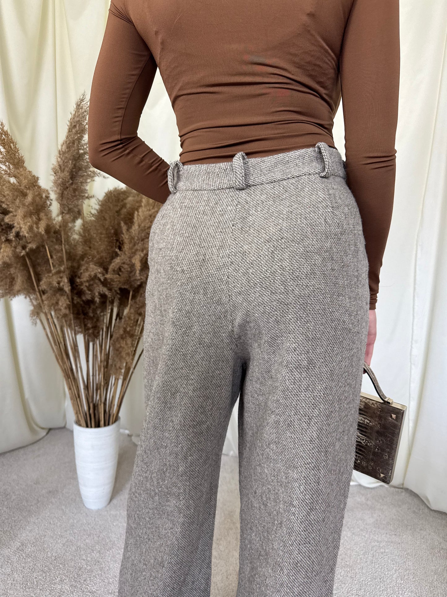 Pantalon din 100% lână bashparis cu talie înaltă, (mărimea L)