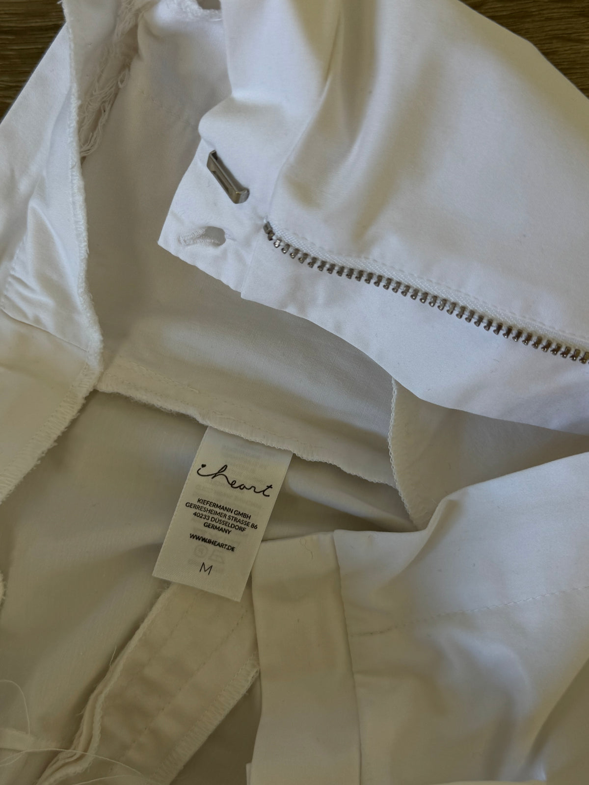 Pantalon alb din 100% bumbac cu talie înaltă ajustabilă cu cordon ( mărimea M)