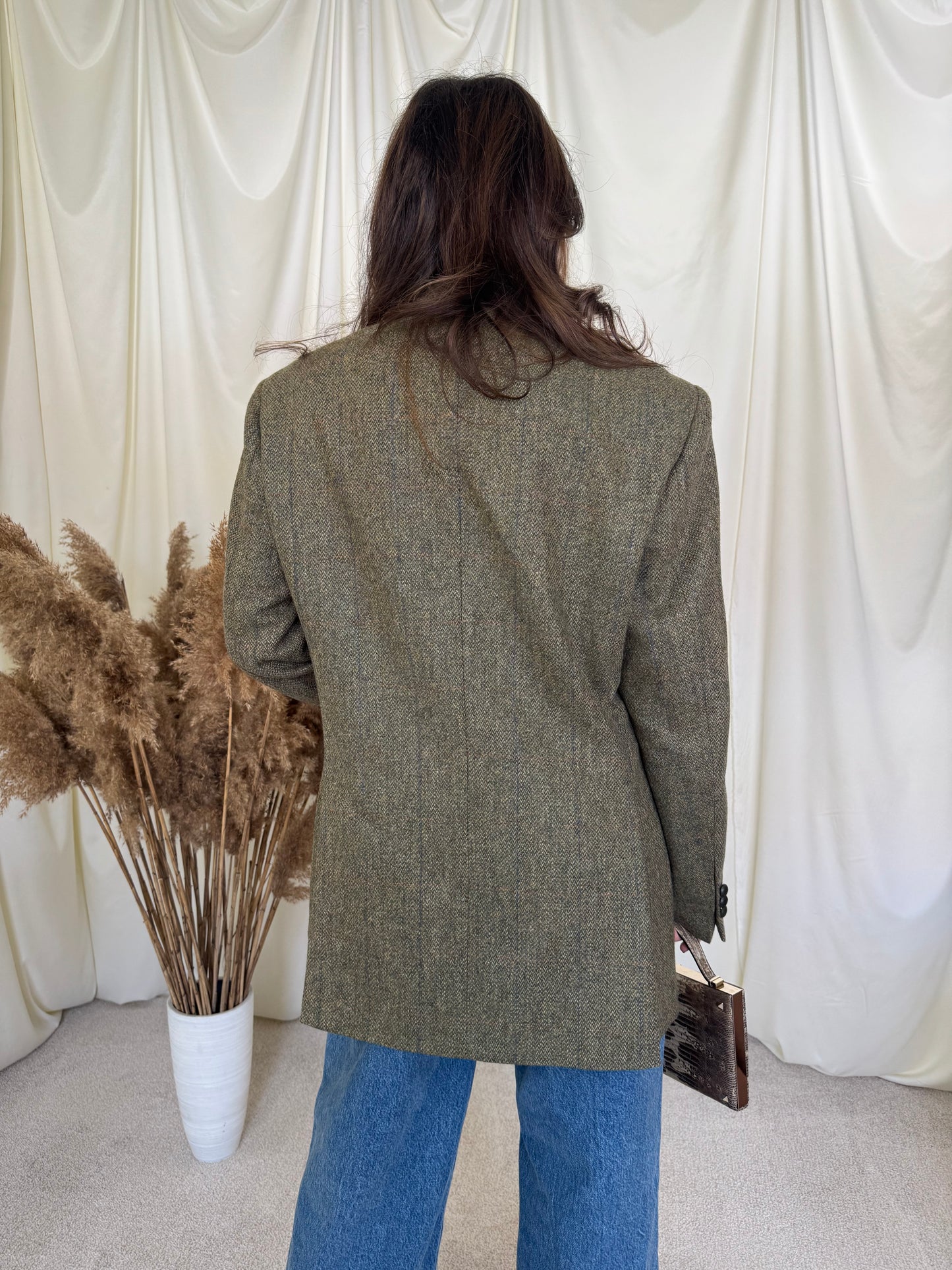 Sacou luxury Burberry din stofă superbă 100% lână cu print, căptușeală inscripționată 
Mărimea L