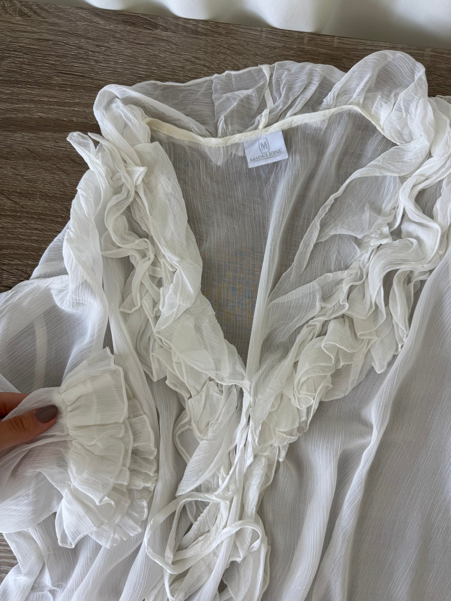 Cămașă MADELEINE semi transparentă 
(Mărimea L/XL)