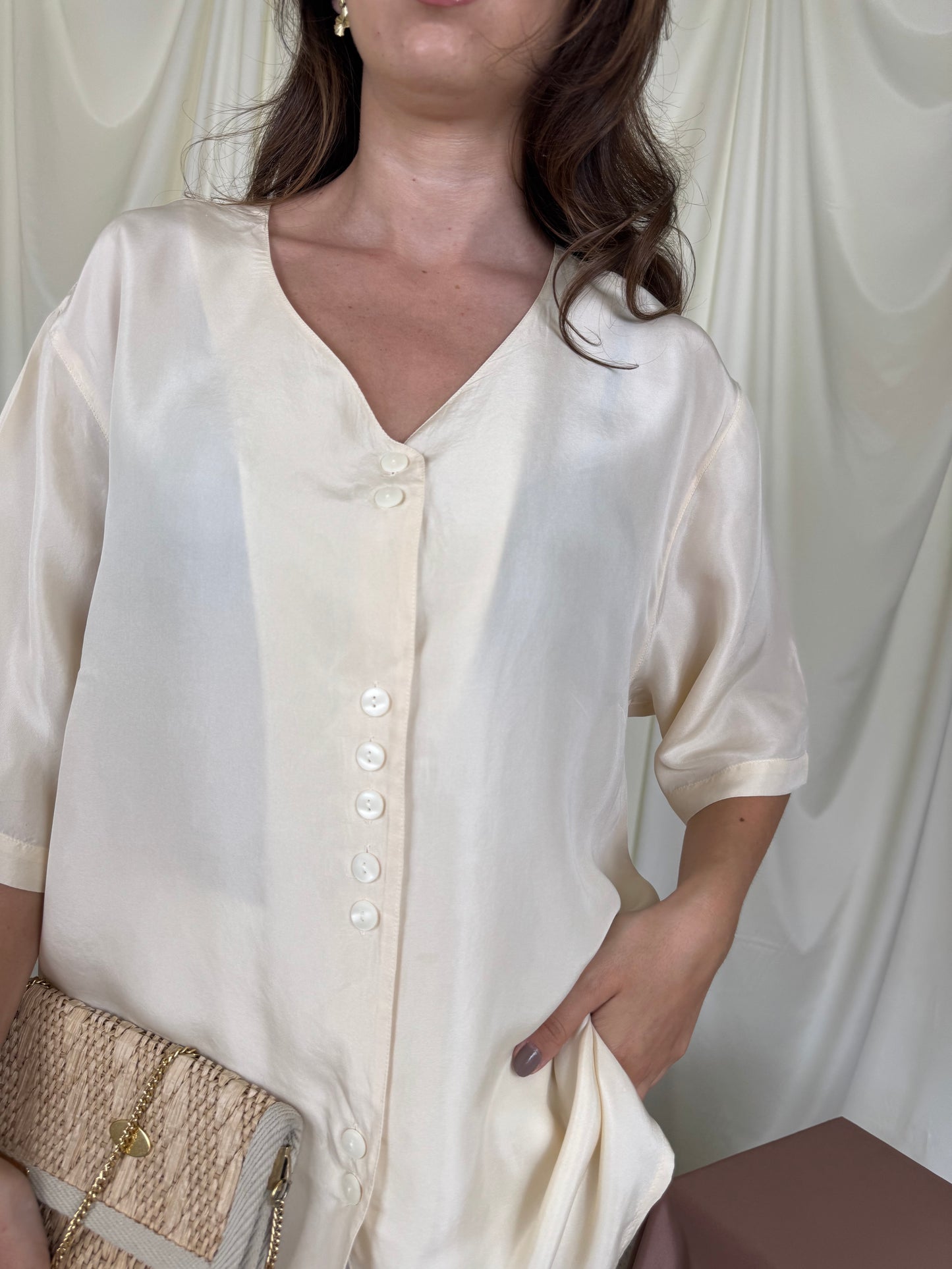 Camasa vintage din 100% mătase naturala cu năsturei( mărimea XL-XXL)