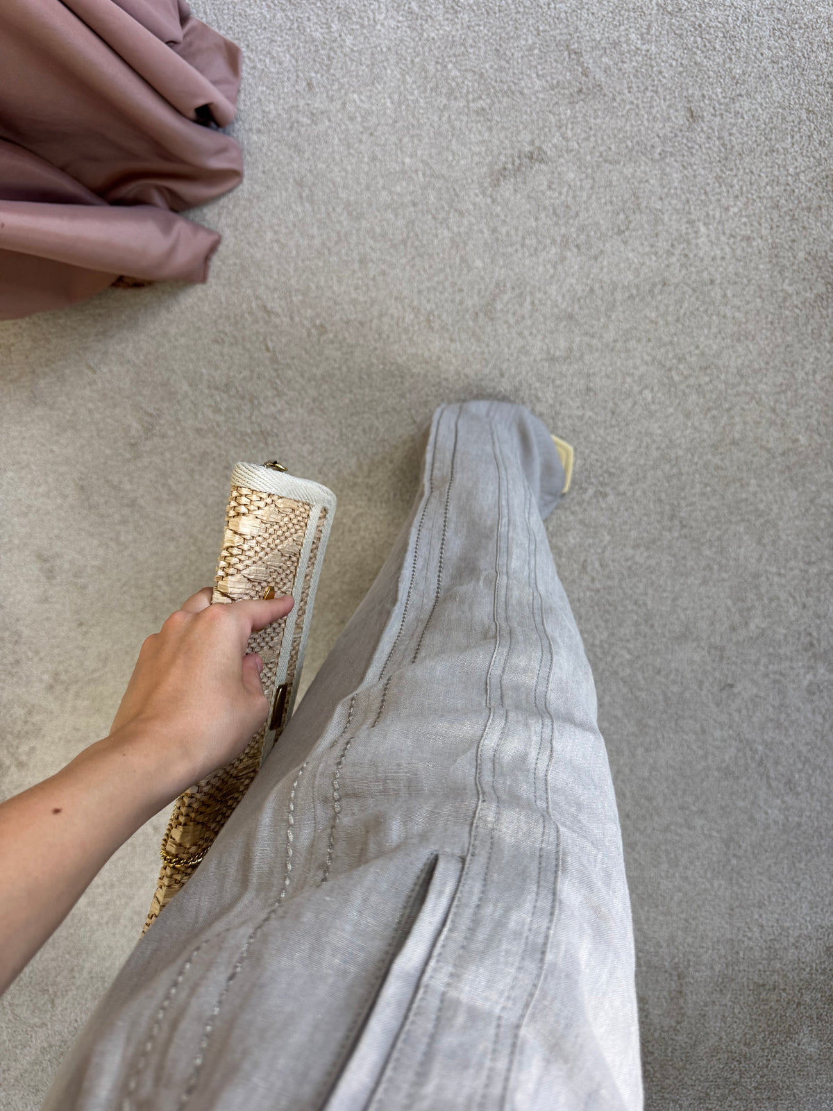 Pantalon din 100% in cu cusături decorative pe laterale, talie înaltă ( mărimea XL-XXL)