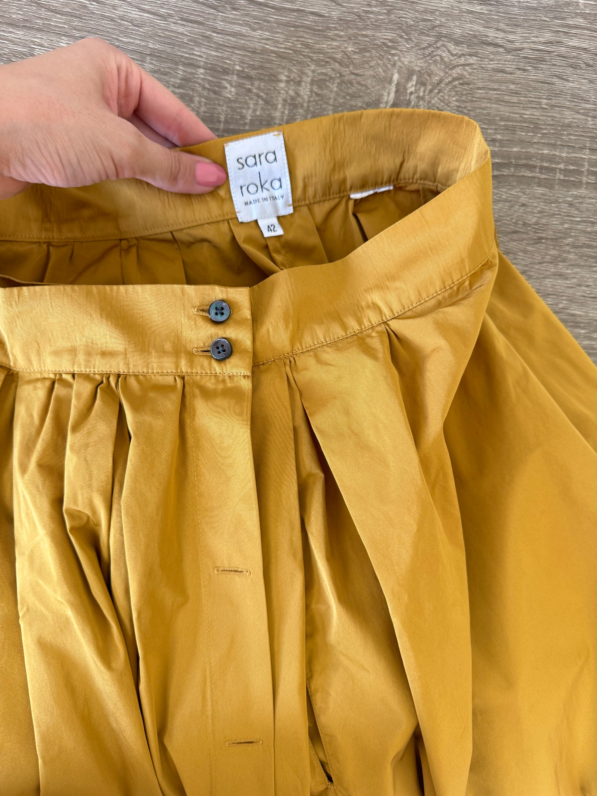 Fusta luxury SARA ROKA cu talie super înaltă într-un croi superb ( mărimea S/M)
