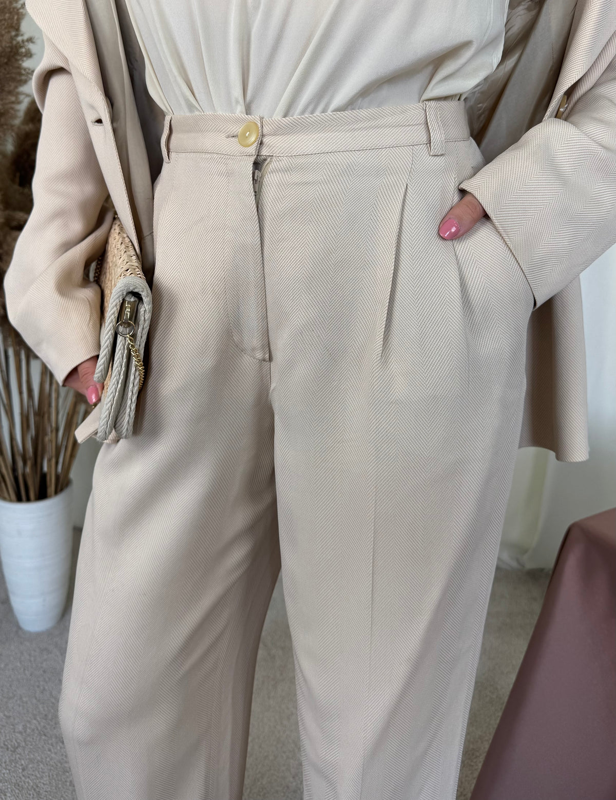 Costum vintage premium GIANFRANCO FERRE 2 piese, sacou la rând dublu de nasturi  și pantalon cu talie înaltă ( mărimea s )