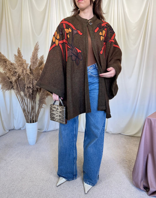 Poncho vintage realizat manual, marime universală (recomand M-XL)