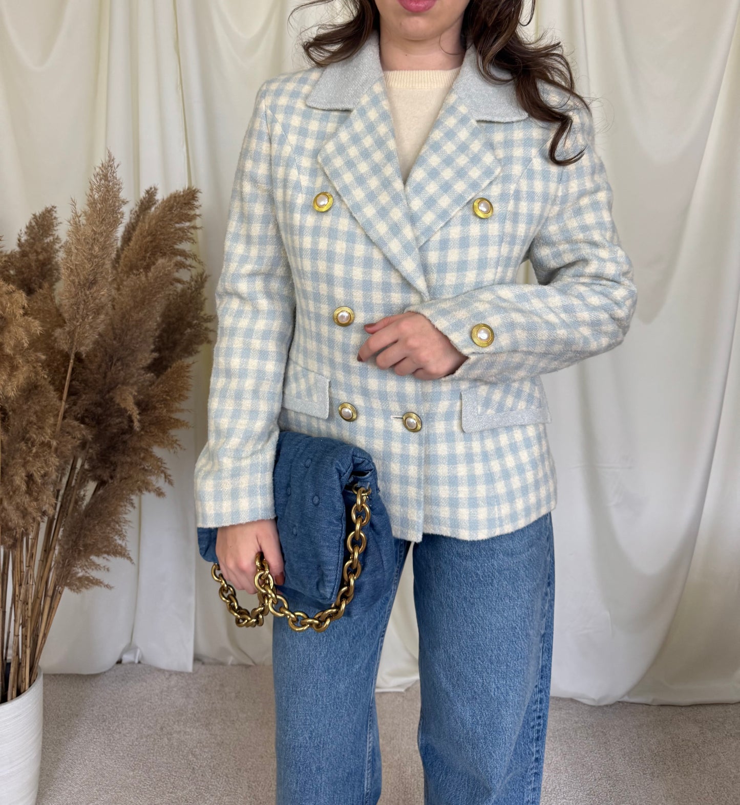 Piesa vintage superbă din stofă de lână( mărimea M)