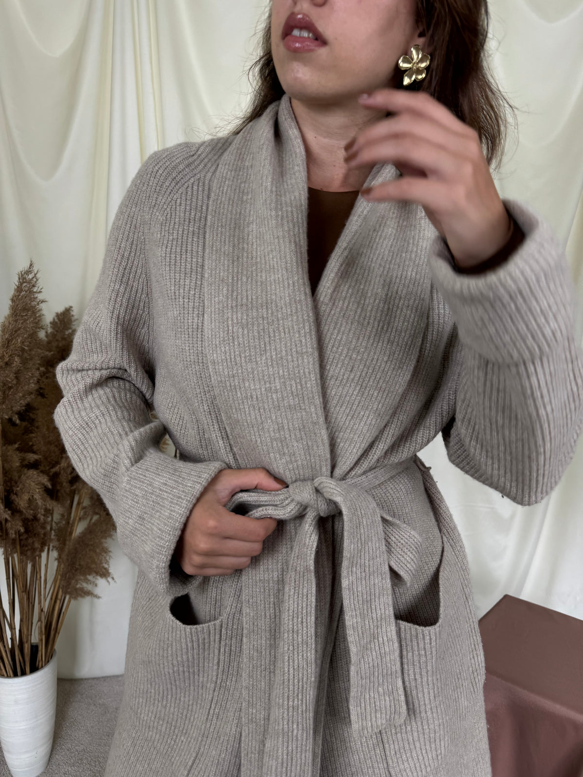 Cardigan premium Wknd MAX MARA din 100% lână moale și călduroasă ( mărimea M/L)